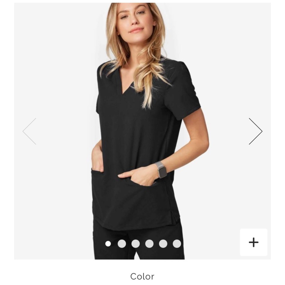 Black fig scrub top